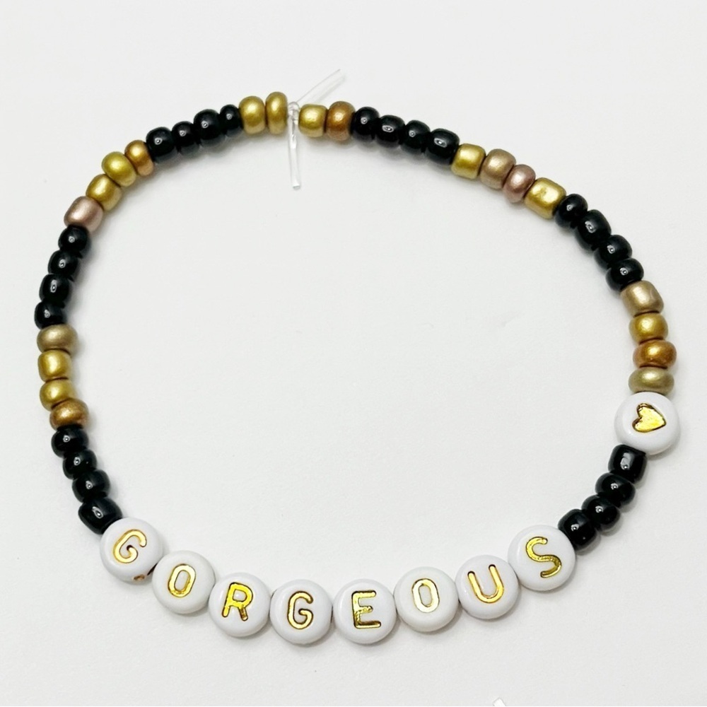 Taylor Swift Friendship Bracelet Gorgeous